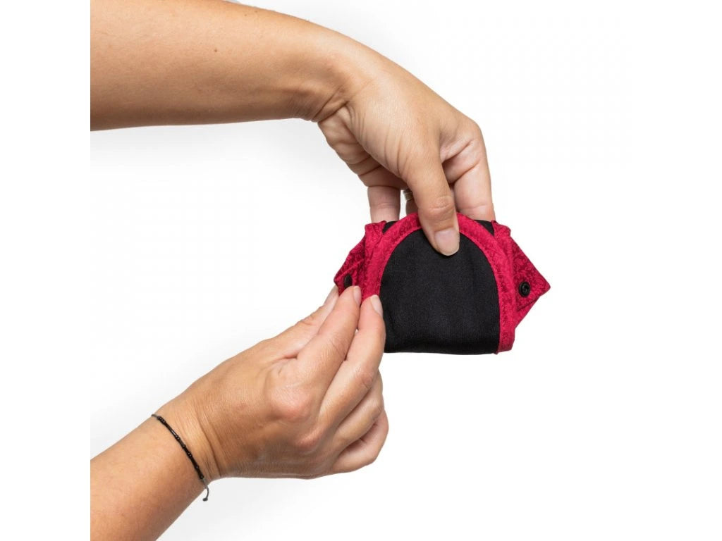 Salva slip de satén y algodón orgánico