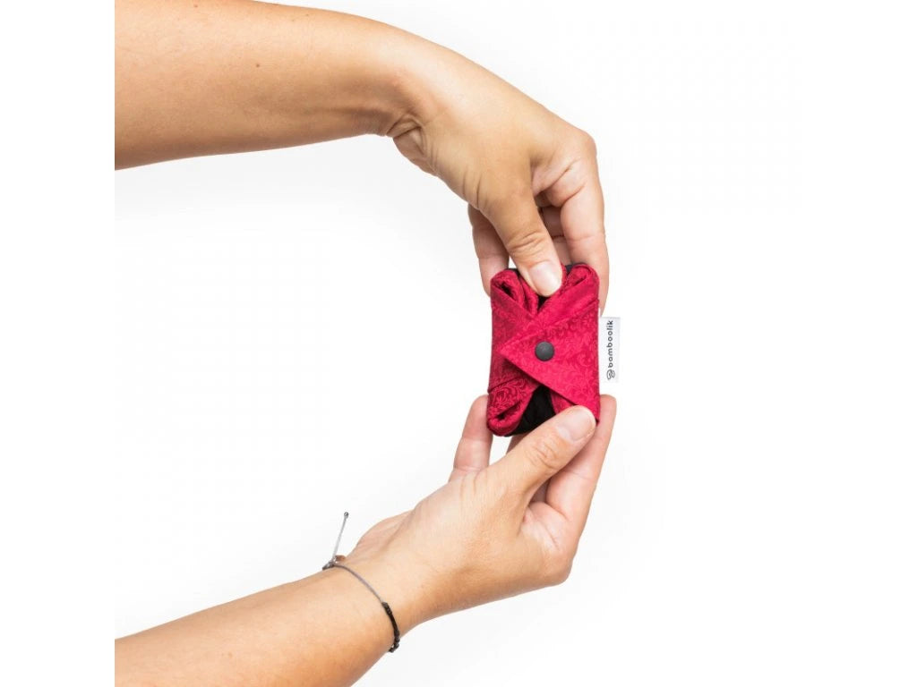 Salva slip de satén y algodón orgánico